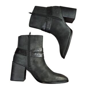 Vionic Carnelia Black Leather Ankle Boots Block Heel Western Harness Size 9
